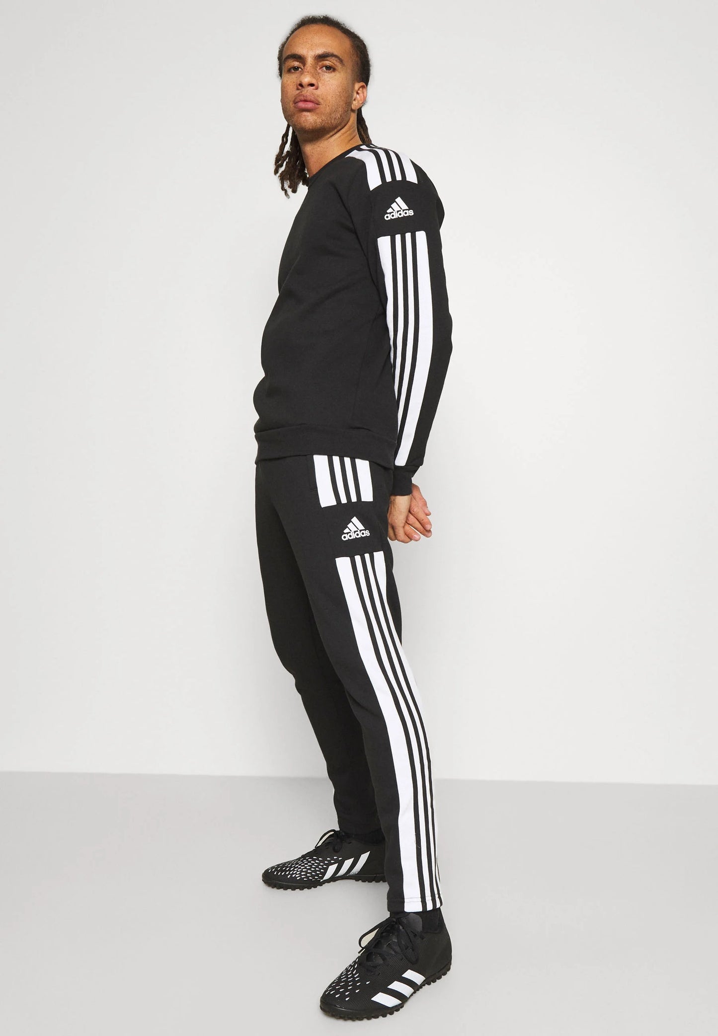 🔥 CONJUNTO ADIDAS PERFORMANCE BLACK - Elegancia y Alto Rendimiento en Cada Movimiento 🔥